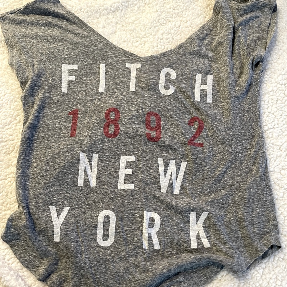 Off Shoulder V-Neck/Back T-Shirt